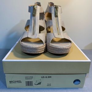 NWT Michael Kors Metallic Linen Damita Canvas Wedge Sandal, Women’s size 6.5